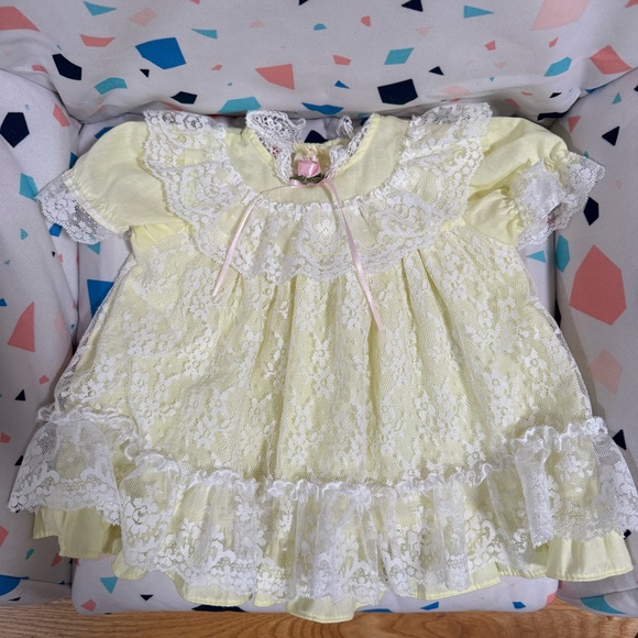 VTG Allison Ann baby girl frilly light yellow lace dress 6-9 months - Picture 1 of 8